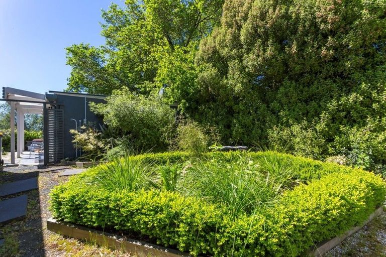 Photo of property in 53 Manor Place, Dunedin Central, Dunedin, 9016