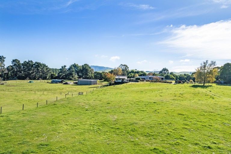 Photo of property in 810 Tukairangi Road, Acacia Bay, Taupo, 3385