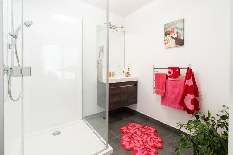 Photo of property in 26 Priscilla Crescent, Kingston, Wellington, 6021