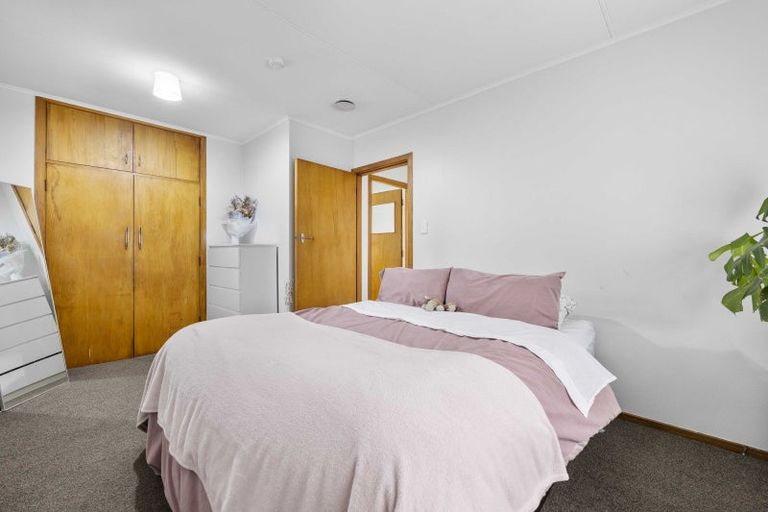 Photo of property in 8 Fyson Place, Hawera, 4610