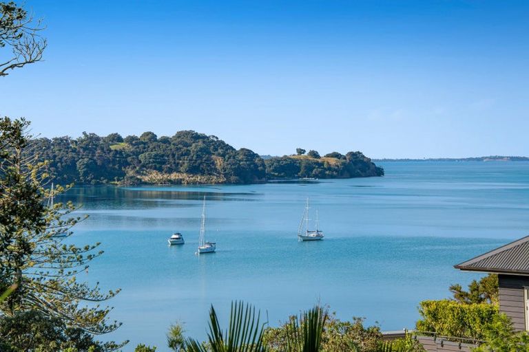 Photo of property in 52 Ridge Road, Mahurangi East, Warkworth, 0982