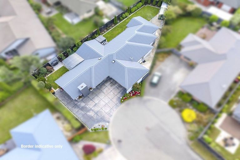 Photo of property in 15 Belgrave Drive, Rangiora, 7400