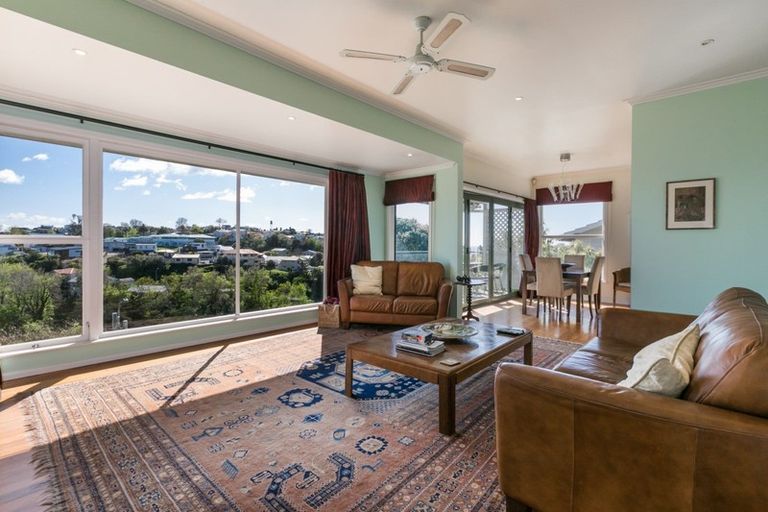 Photo of property in 17a Lincoln Road, Bluff Hill, Napier, 4110