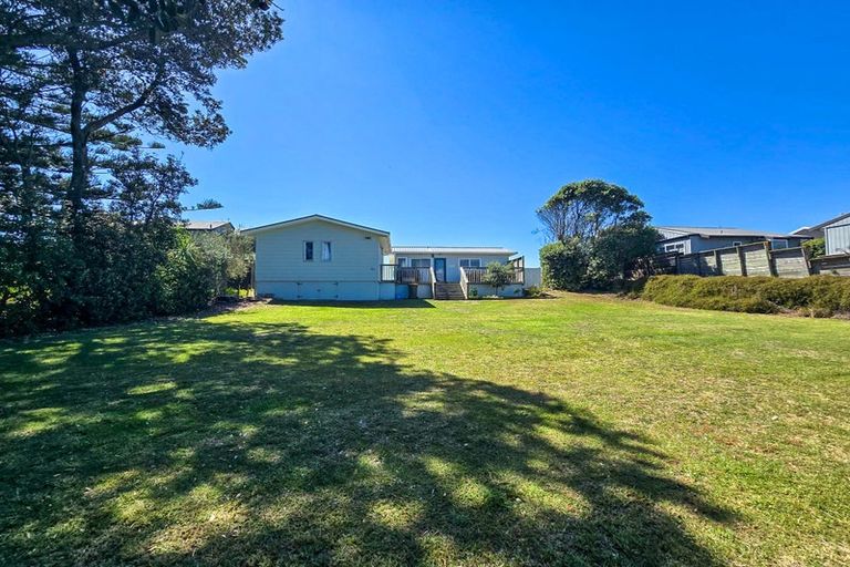 Photo of property in 585 Pukehina Parade, Pukehina, Te Puke, 3189