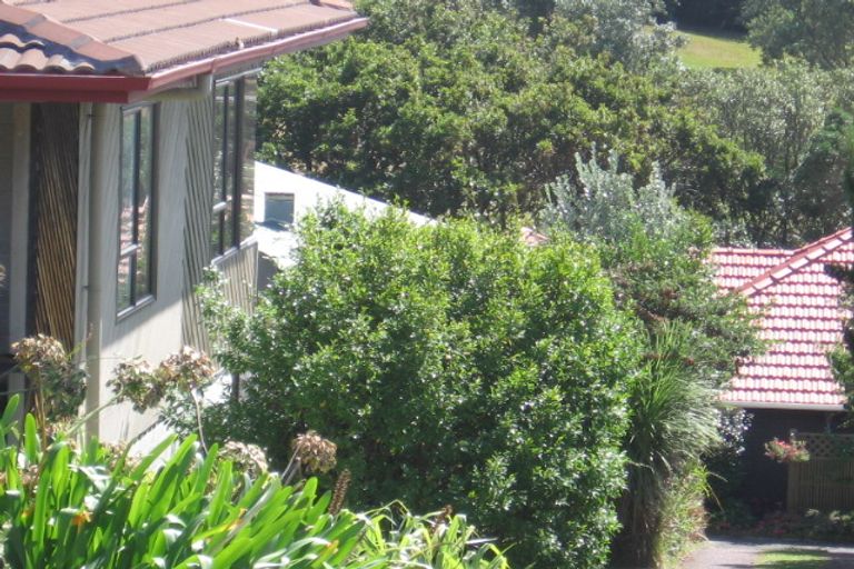 Photo of property in 2/63 Churchill Road, Murrays Bay, Auckland, 0630
