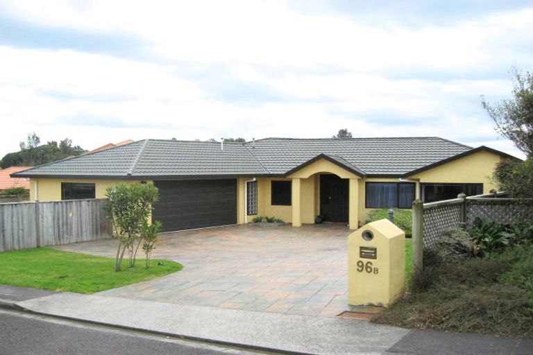 Photo of property in 96b Branch Road, Highlands Park, New Plymouth, 4312