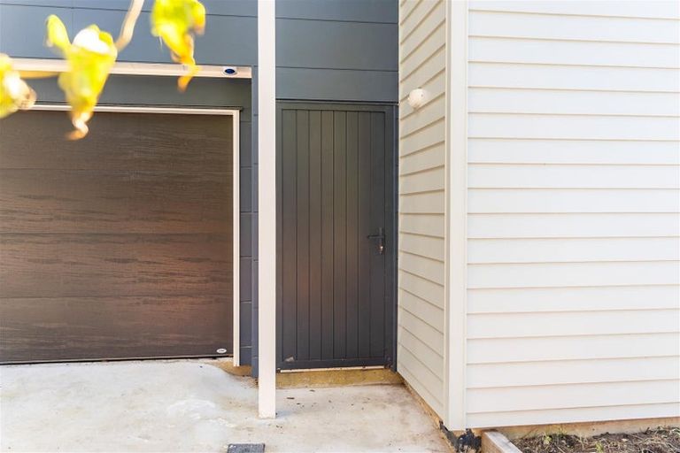 Photo of property in 44d Phillip Street, Johnsonville, Wellington, 6037