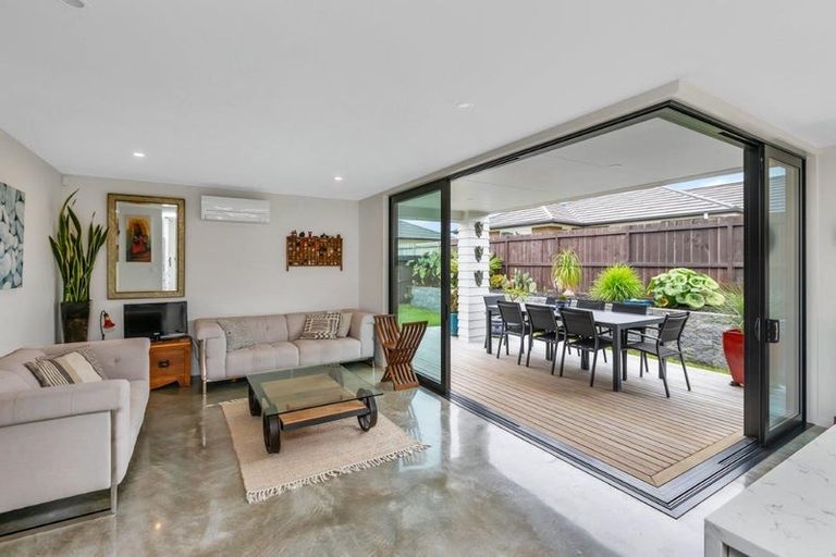 Photo of property in 7 Olney Court, One Tree Point, 0118