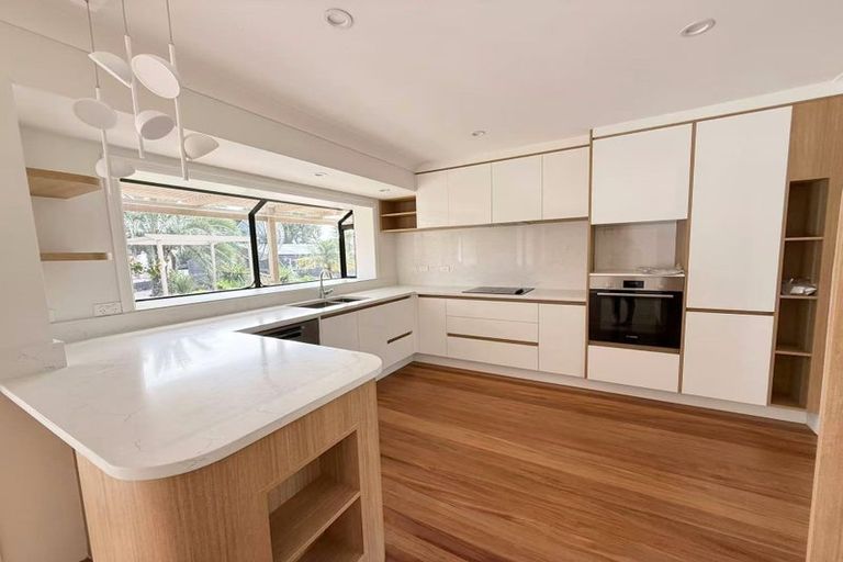 Photo of property in 322 Point View Drive, Dannemora, Auckland, 2016