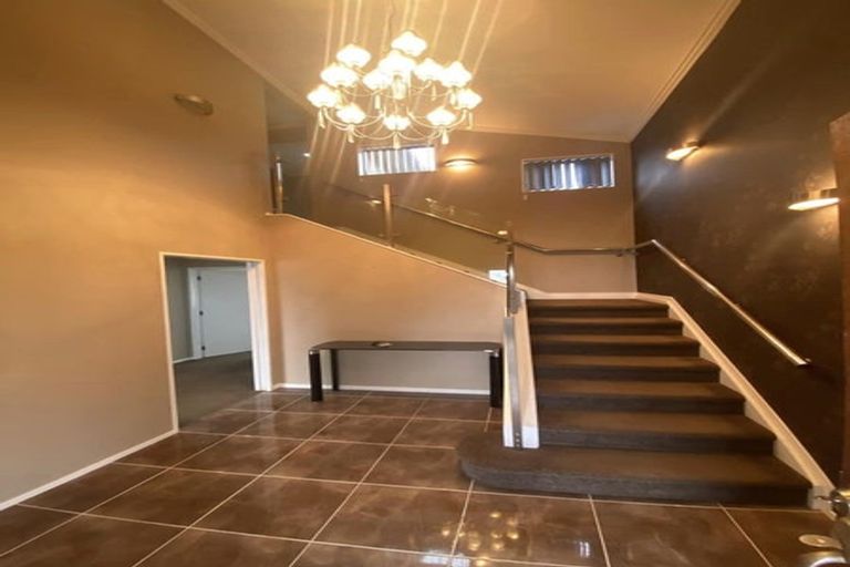 Photo of property in 8 Lyell Court, Clover Park, Auckland, 2019