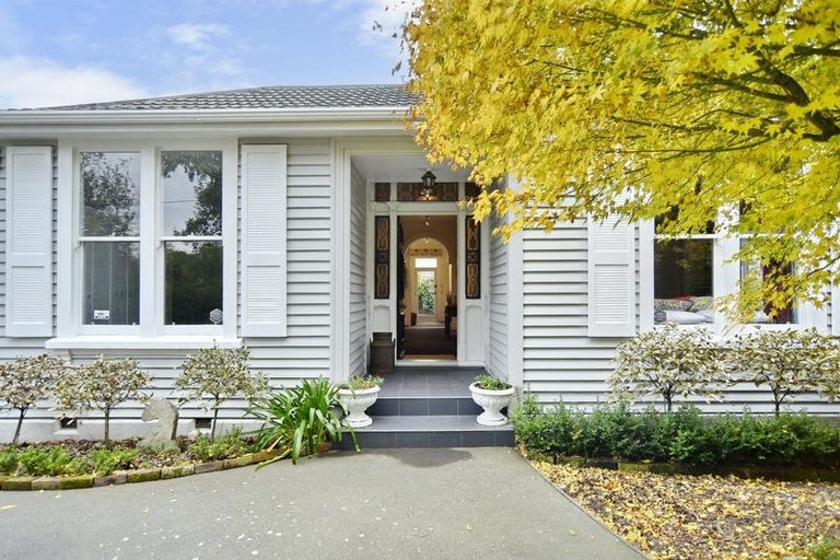 Photo of property in 11 Locarno Street, Opawa, Christchurch, 8023