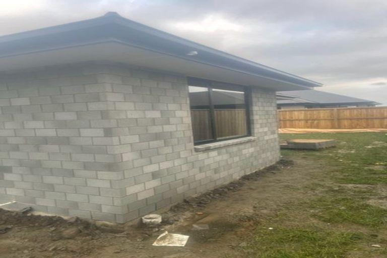 Photo of property in 16 Silverstone Loop, Rolleston, 7615