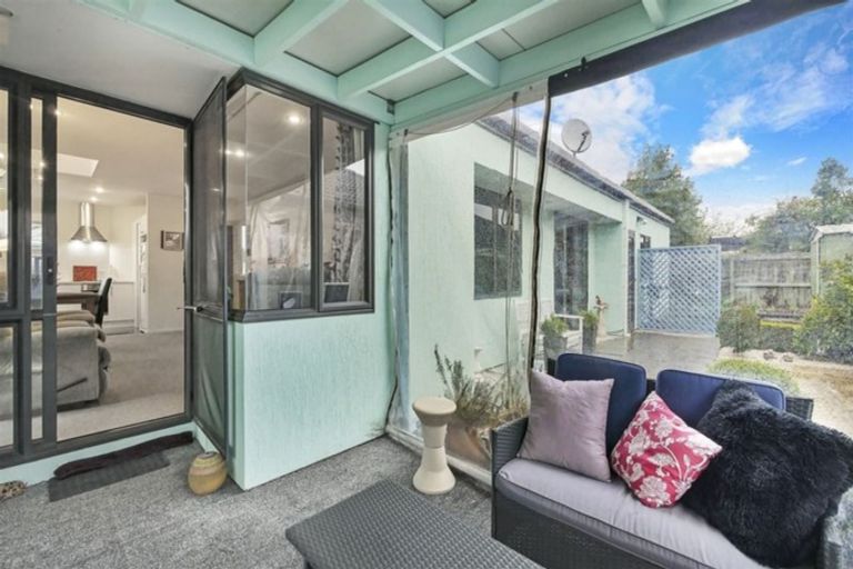 Photo of property in 1/66 Broadhaven Avenue, Parklands, Christchurch, 8083