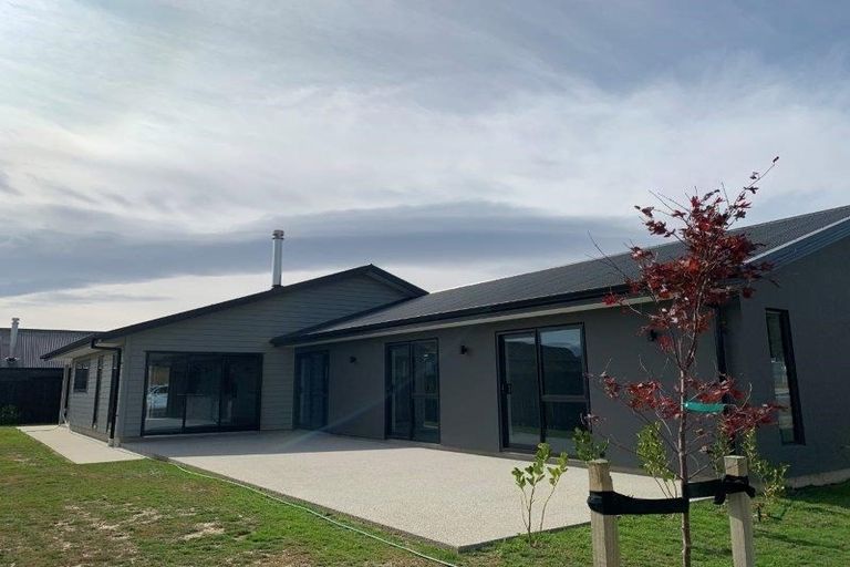 Photo of property in 12 Sawdon Street, Wanaka, 9305