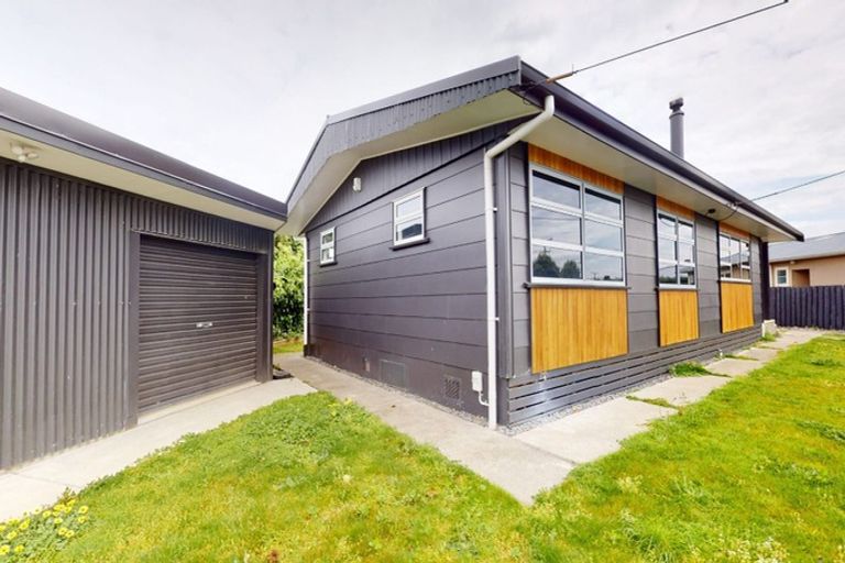 Photo of property in 5 Hood Street, Castlecliff, Whanganui, 4501