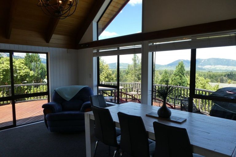 Photo of property in 15 Acheron Heights, Hanmer Springs, 7334