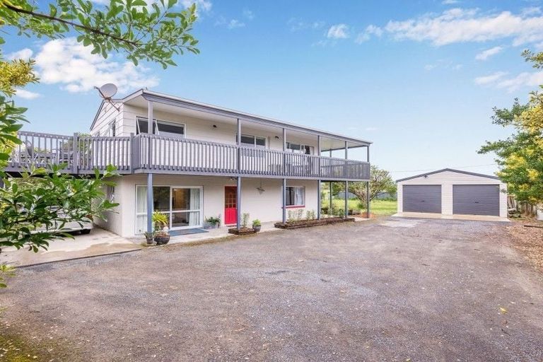 Photo of property in 75 Atkinson Avenue, Otaki Beach, Otaki, 5512