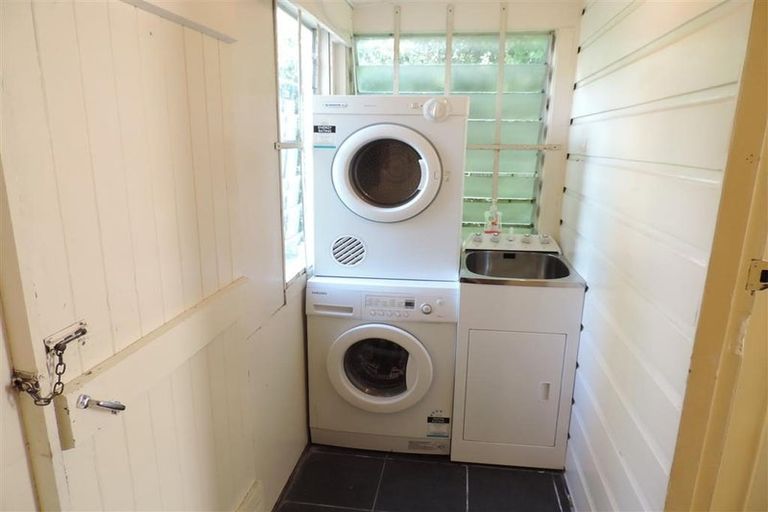 Photo of property in 10 College Street, Caversham, Dunedin, 9012