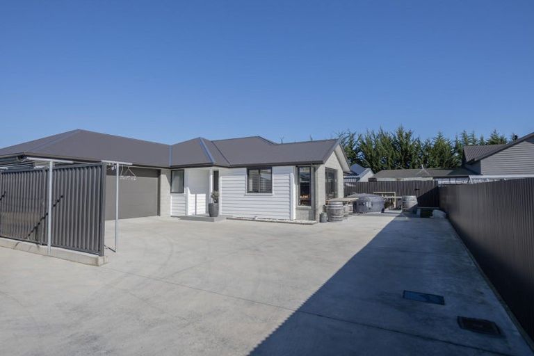 Photo of property in 68 Park Street, Winton, 9720