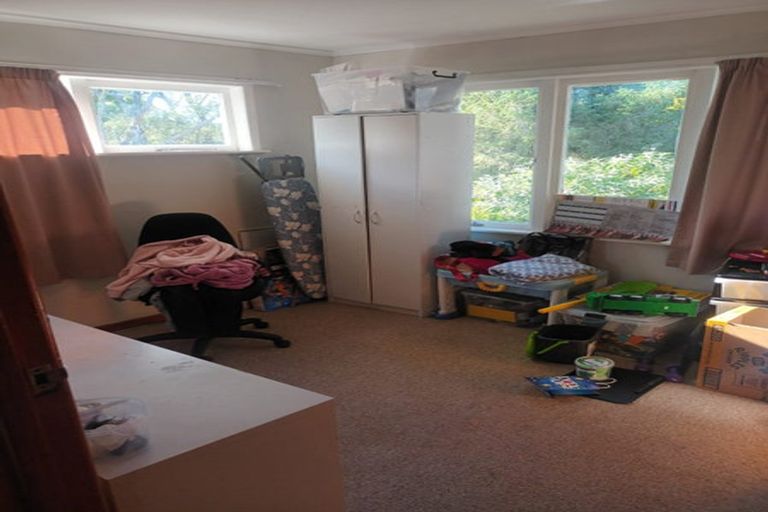 Photo of property in 54 Chippendale Crescent, Birkdale, Auckland, 0626