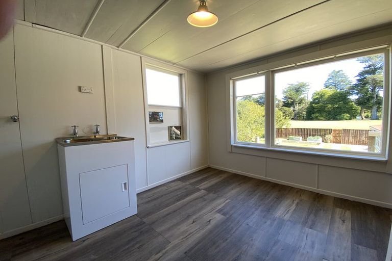 Photo of property in 61 Wilsher Crescent, Henderson, Auckland, 0612