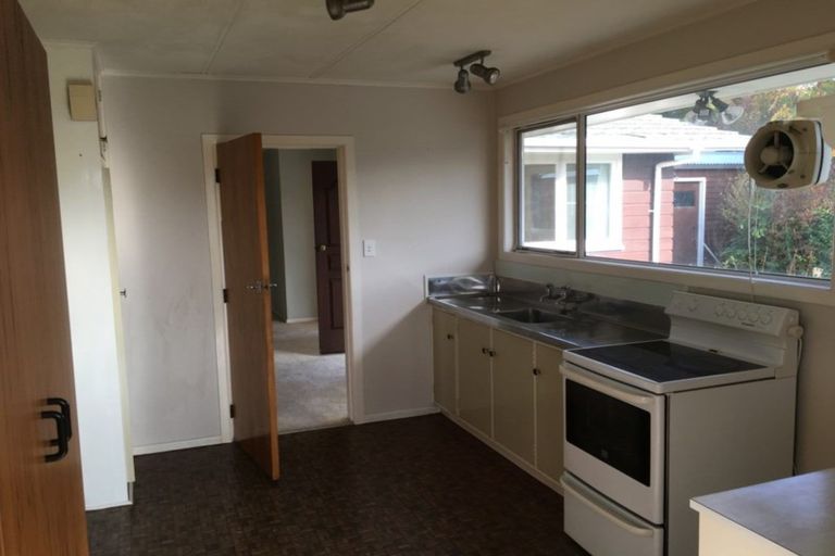 Photo of property in 15 Scenic Heights, Acacia Bay, Taupo, 3330