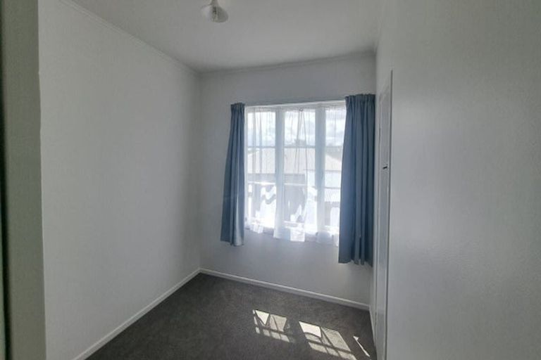 Photo of property in 14 Bolton Place, Otara, Auckland, 2023