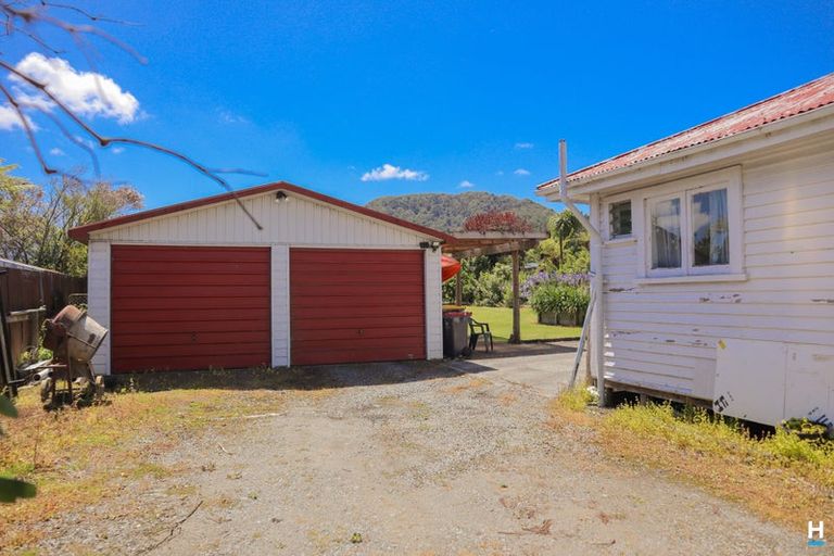 Photo of property in 13 Ohau Street, Dobson, Greymouth, 7805