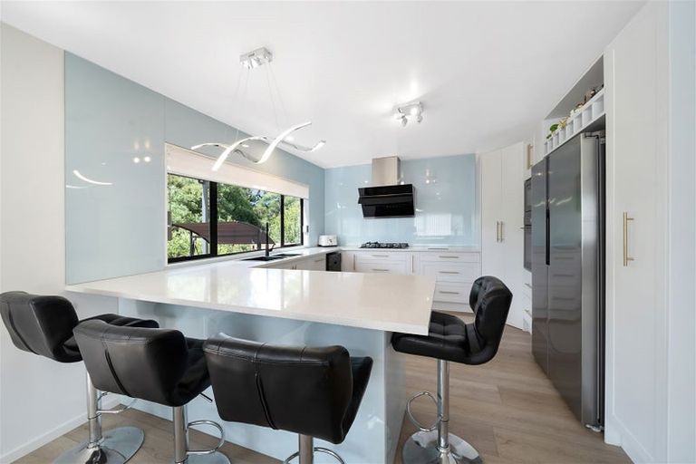 Photo of property in 23 Riverglade Parkway, Te Atatu South, Auckland, 0610