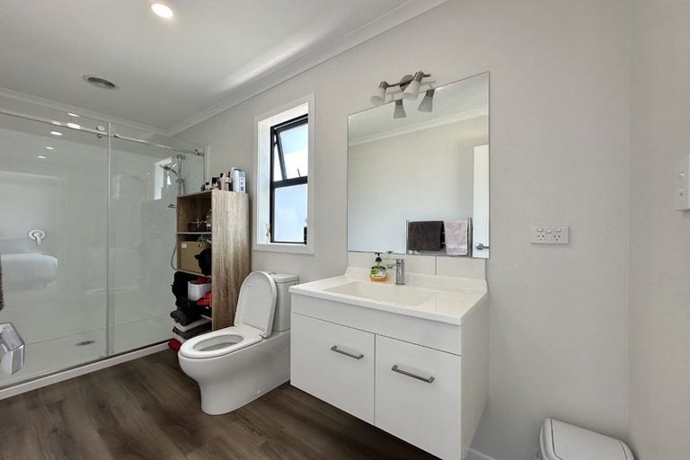 Photo of property in 29 Cynisca Crescent, Wallaceville, Upper Hutt, 5018