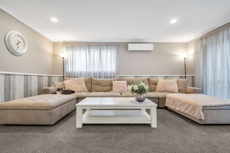 Photo of property in 16 Antrim Place, Nawton, Hamilton, 3200