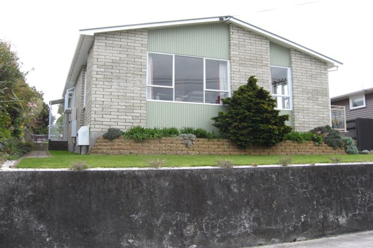 Photo of property in 48 Awanui Street, Merrilands, New Plymouth, 4312