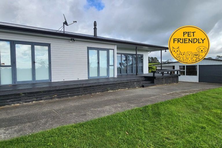 Photo of property in 1388 Mangorei Road, Mangorei, New Plymouth, 4371