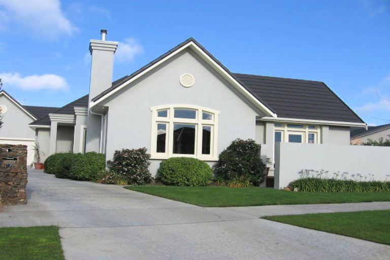 Photo of property in 17 Washington Parade, Milson, Palmerston North, 4414