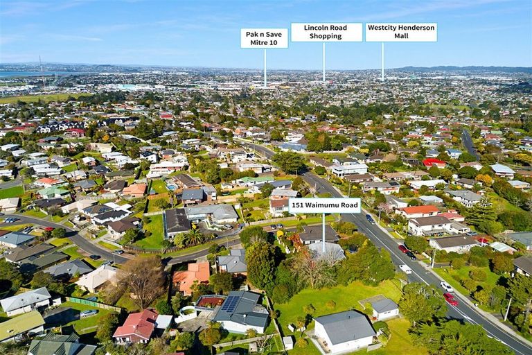 Photo of property in 151 Waimumu Road, Massey, Auckland, 0614