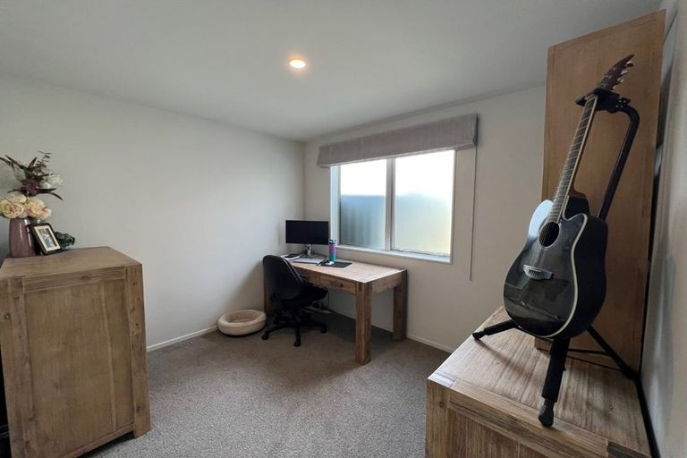 Photo of property in 74 Totara Meadows Court, Wiri, Auckland, 2104