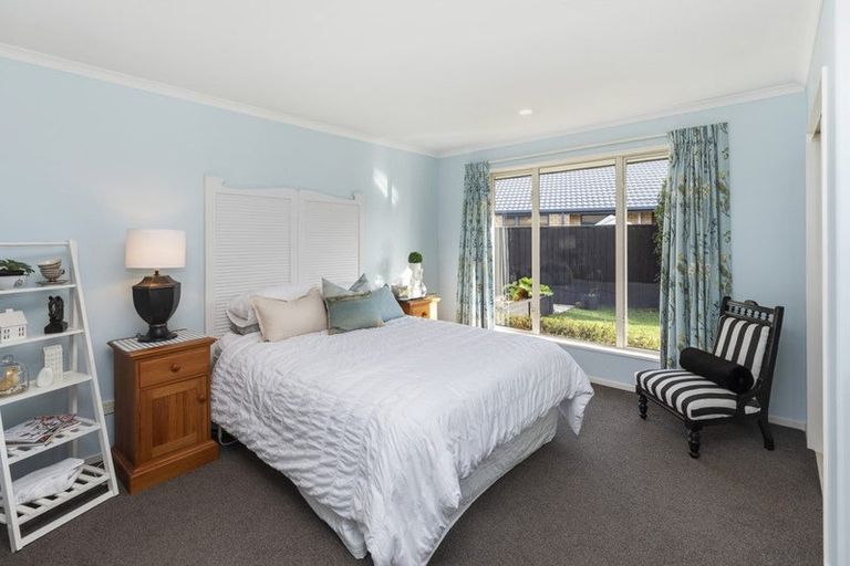 Photo of property in 53 Glasnevin Drive, Casebrook, Christchurch, 8051