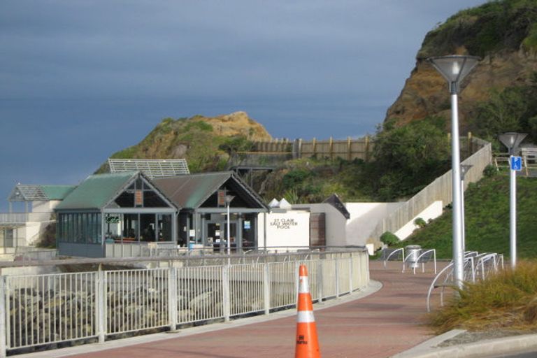 Photo of property in 2b Second Beach Road, Saint Clair, Dunedin, 9012