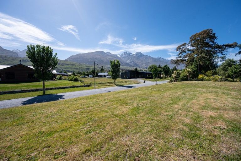 Photo of property in 29 Lochburn Avenue, Glenorchy, 9372
