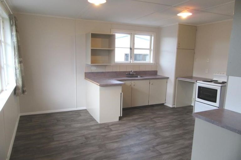Photo of property in 11 Kaplan Avenue, Islington, Christchurch, 8042
