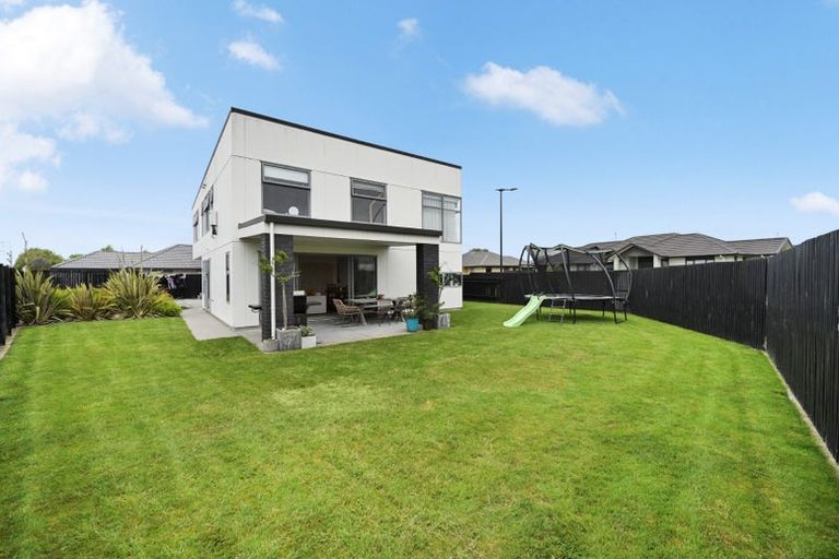 Photo of property in 1 Oolong Court, Huntington, Hamilton, 3210