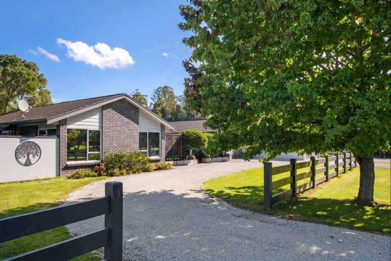 Photo of property in 11 Dryden Street, Whataupoko, Gisborne, 4010
