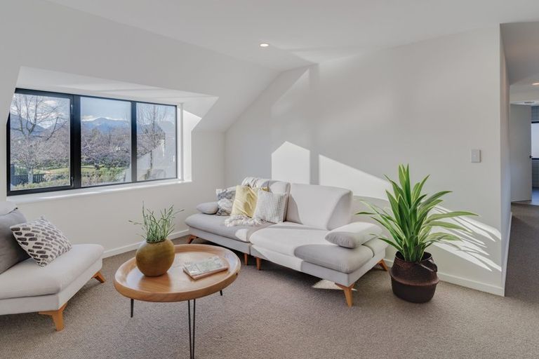 Photo of property in 170c Beacon Point Road, Wanaka, 9305