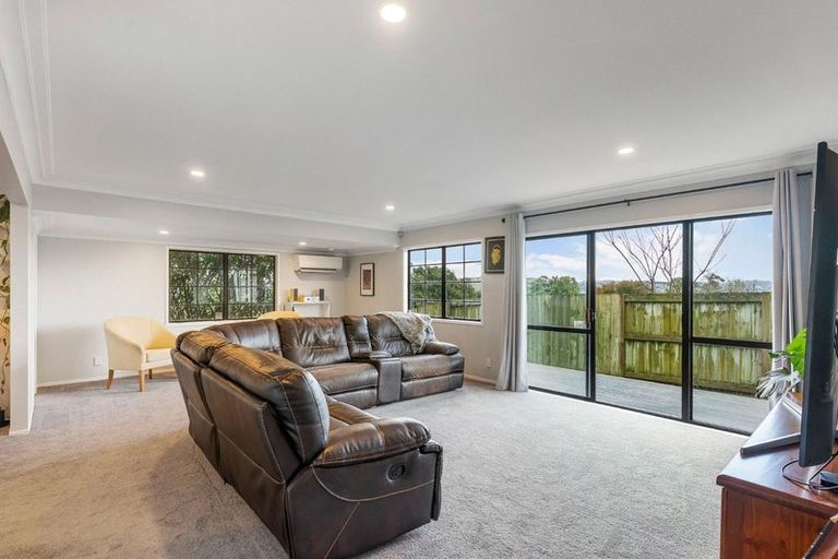 Photo of property in 79 Helenslee Road, Pokeno, 2402