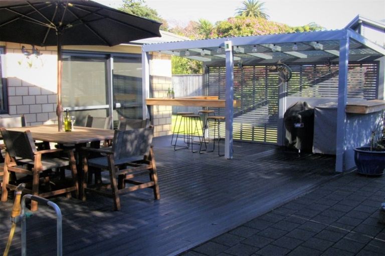 Photo of property in 126b Matatua Road, Raumati Beach, Paraparaumu, 5032