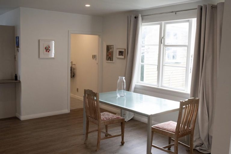 Photo of property in 43 Te Mome Road, Alicetown, Lower Hutt, 5010