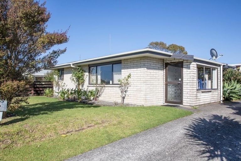 Photo of property in 15 Hilltop Road, Parkvale, Tauranga, 3112