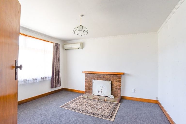 Photo of property in 119 Mackworth Street, Woolston, Christchurch, 8062