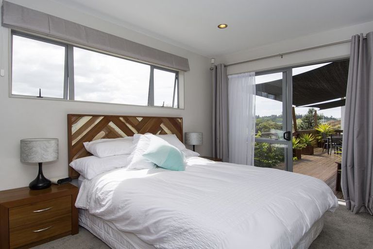 Photo of property in 88 Waterside Drive, Pyes Pa, Tauranga, 3112