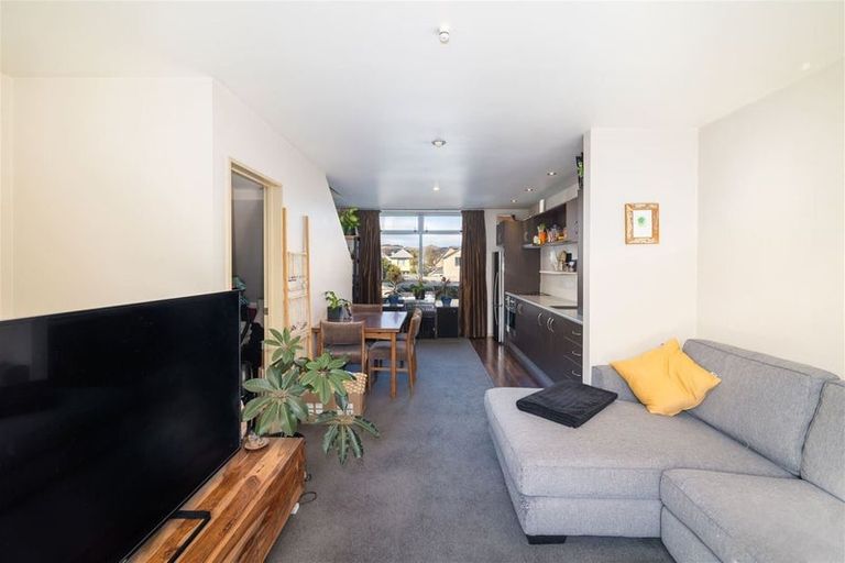 Photo of property in 9/54 Champion Street, Edgeware, Christchurch, 8013